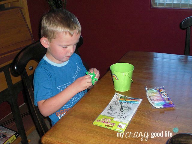 Looking to have a little fun with the leprechaun on St. Patrick's Day? Here are 9 leprechaun tricks that were played on us!