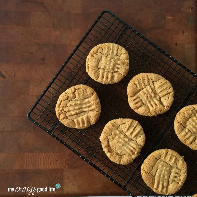 gluten-free-peanut-butter-cookie