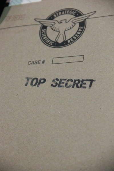 SSR Top Secret folder on the set of Agent Carter