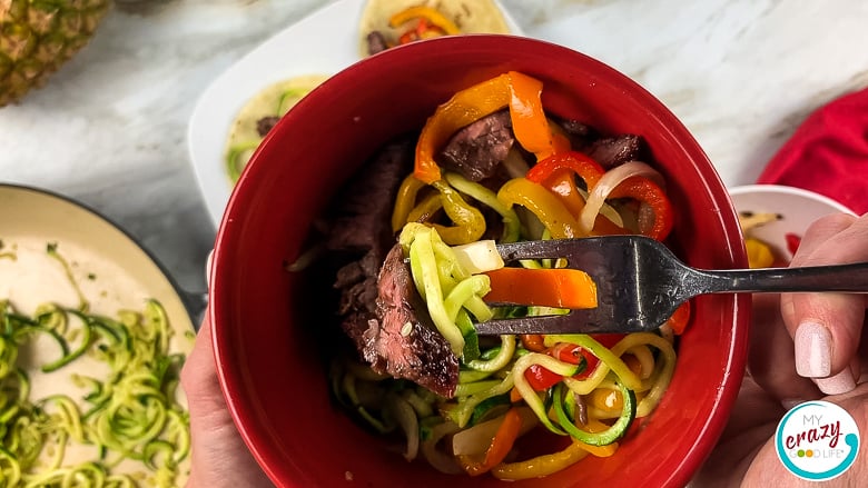 bowl of fajitas with zoodles