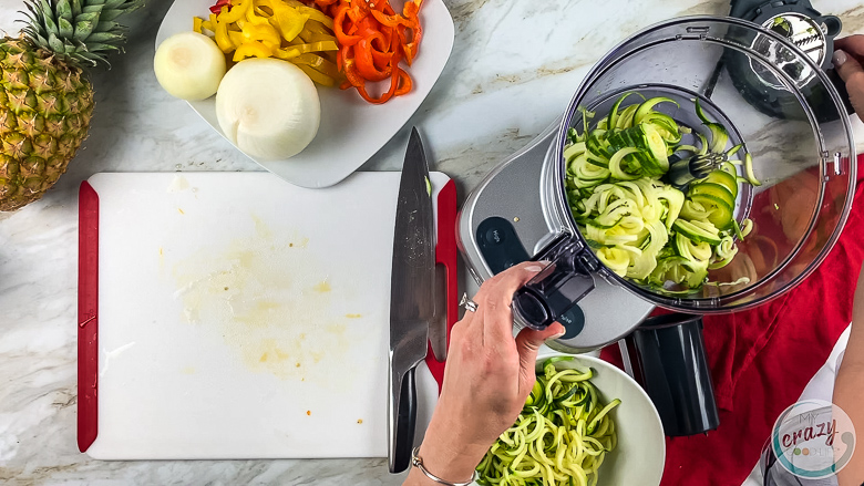 making zucchini noodles in food processor