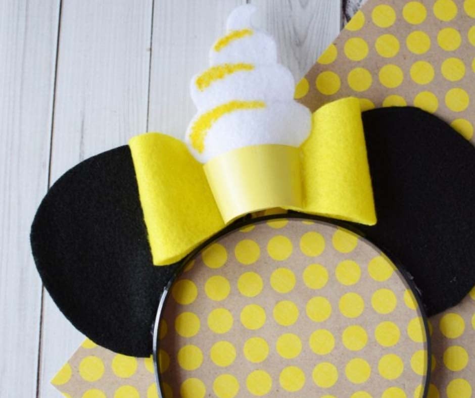 Disney Parks are great places to visit for the whole family, but bringing the whole family can get a bit costly. Instead of buying ears at the parks, make your own DIY Mickey ears at home! 