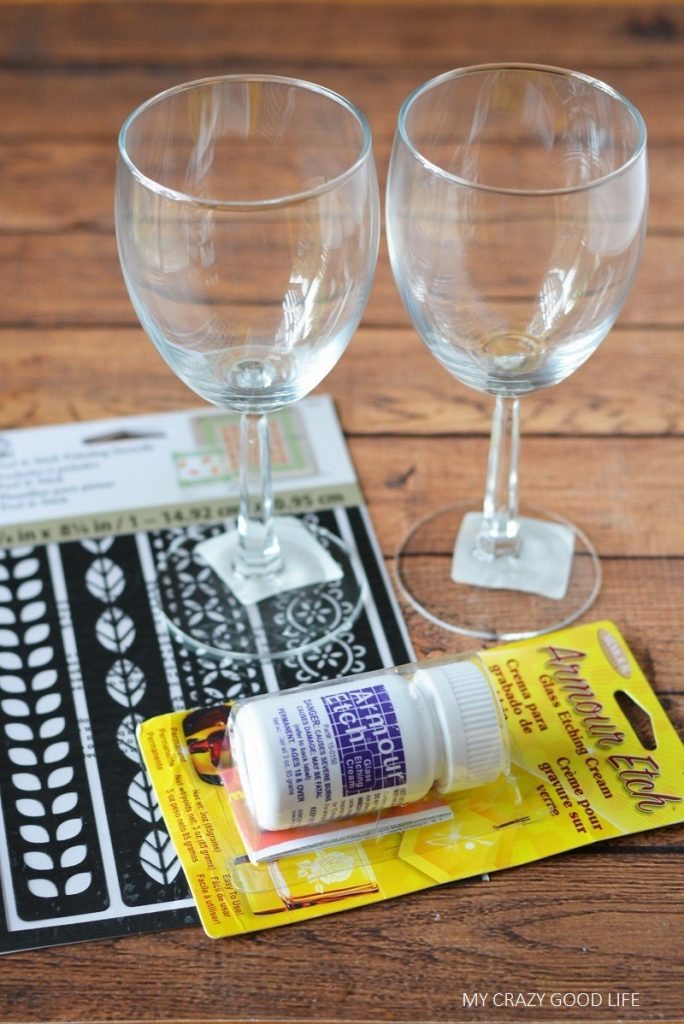 DIY Glitter Wine Glass {Easy Craft Tutorial}