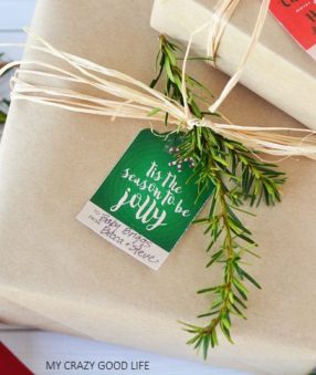 Tis the season for wrapping presents! Use these printable Christmas gift tags to personalize and beautify all your presents this year!