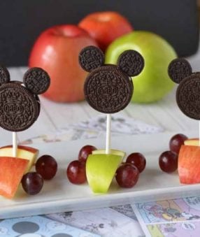 This adorable Mickey Race Car Snack is perfect for creating with your little Mickey Mouse lover! Make it for your Mickey and the Roadster Racers Party!