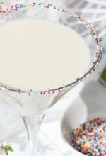 Do you love colorful and delicious beverages? This Funfetti Martini should do the trick! It's delicious, festive, and perfect for Spring.