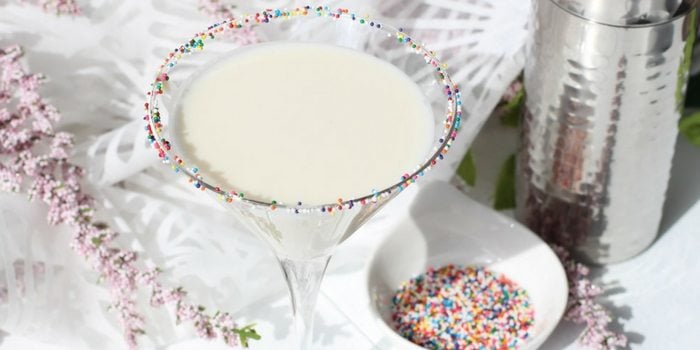 Do you love colorful and delicious beverages? This Funfetti Martini should do the trick! It's delicious, festive, and perfect for Spring. 