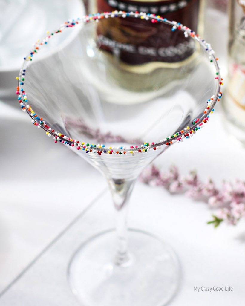 Do you love colorful and delicious beverages? This Funfetti Martini should do the trick! It's delicious, festive, and perfect for Spring. 