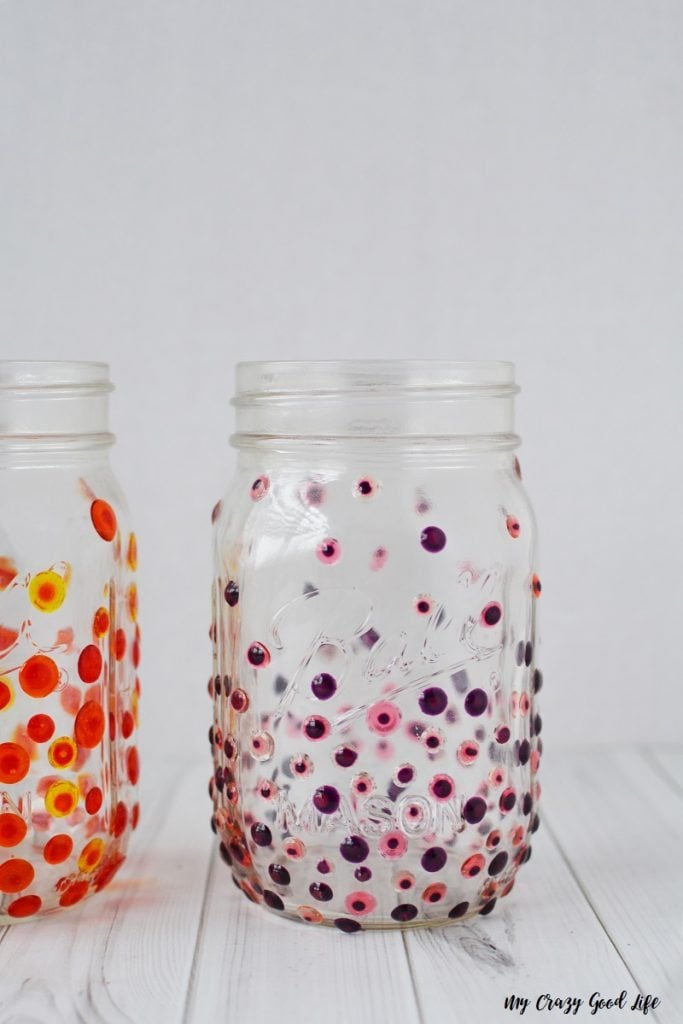 Make yourself some painted mason jars for beverages, vases, decoration, or just for fun! They're beautiful and they make a great gift you can fill up!