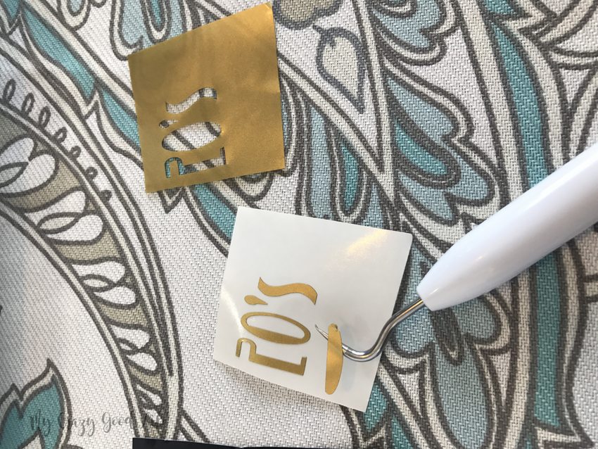 It's showtime! Cricut party favors are excellent. They look great, like these roaring 20s party favors, and they are a so much fun to make! 