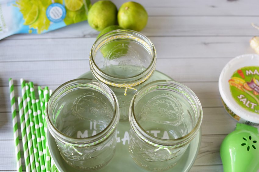 It's no secret how I feel about margaritas right? Well this margarita jar gift tray is the perfect DIY project for margarita lovers everywhere! 