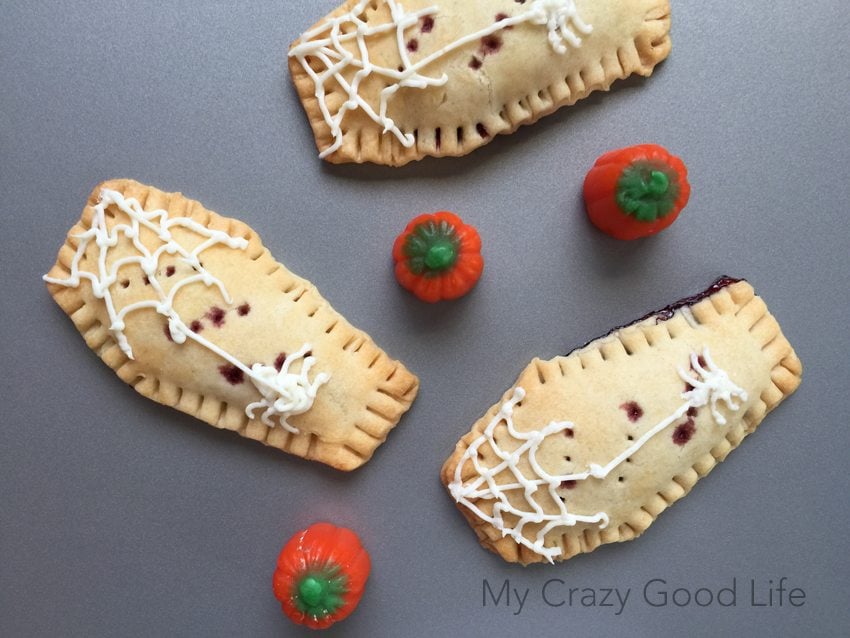 https://mycrazygoodlife.com/wp-content/uploads/2017/09/homemade-pop-tarts-halloween-recipe-007.jpg