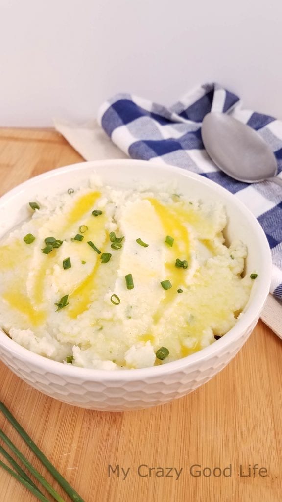 We are heading into the holiday season and my family will want to see classics like these pressure cooker mashed potatoes with cauliflower on the menu. Cauliflower Mashed Potatoes | Mashed Cauliflower | Instant Pot Mashed Cauliflower