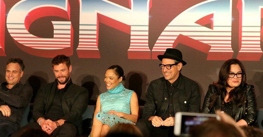 The Cast of Thor: Ragnarok Dish the Making of the Movie and More