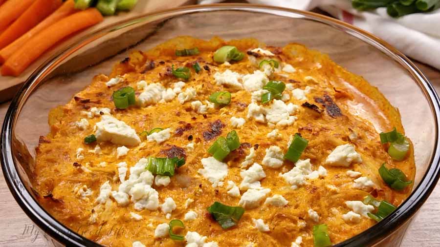 Perfect buffalo chicken dip for snacking.