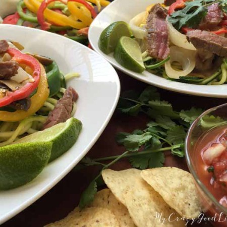 Hop on board the zoodles train! This Weight Watchers steak fajita zoodles recipe is perfect for the whole family! #weightwatchers #recipes #zoodles