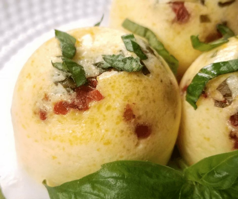 These Weight Watchers egg bites are a spinoff of the Starbucks Sous Vide egg bites. This is a much healthier and more affordable option that you can make at home. #weightwatchers #recipes #freestyle