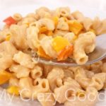 Making Weight Watchers mac and cheese is a must. This Instant Pot version is quick and easy. It's also hiding some veggies which is great for everyone! #weightwatchers #recipes