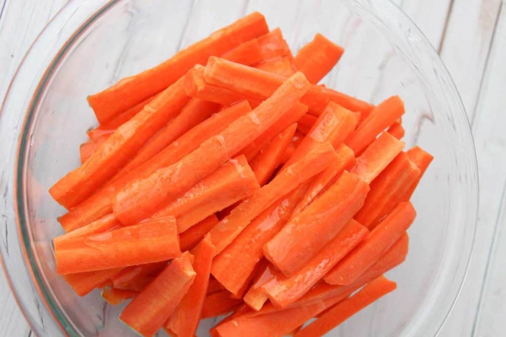 bowl of raw carrots