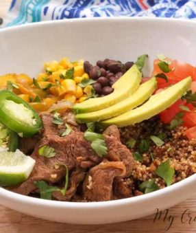 Beef Beef fajita bowls are an easy way to eat a balanced and healthy meal. I love that I can make these in the crockpot, Instant Pot (or other pressure cooker), or on the stove! Quinoa Fajita Bowls | Healthy Fajita Bowls | Healthy Dinner Recipe | Healthy Instant Pot Recipe | 21 Day Fix Mexican Recipe | 21 Day Fix Dinner #21dayfix #beachbody #healthy #instantpot #easy #dinner bowls are an easy way to eat a balanced and healthy meal. You've got your protein, your veggies, and quinoa?! It's checking all the important boxes! #21dayfix #21dfx #recipes #healthy #dinner #21dayfixrecipes