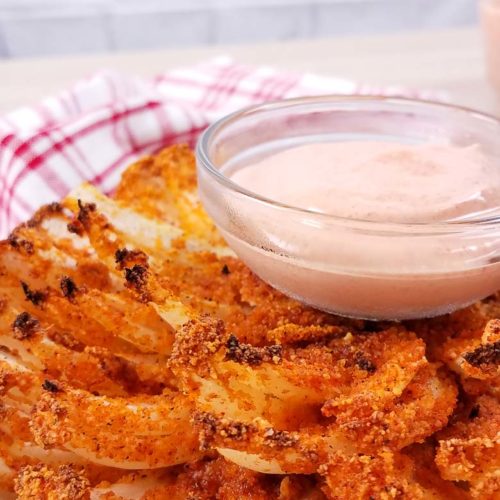 How To Make A Baked Blooming Onion With Spicy Dipping Sauce