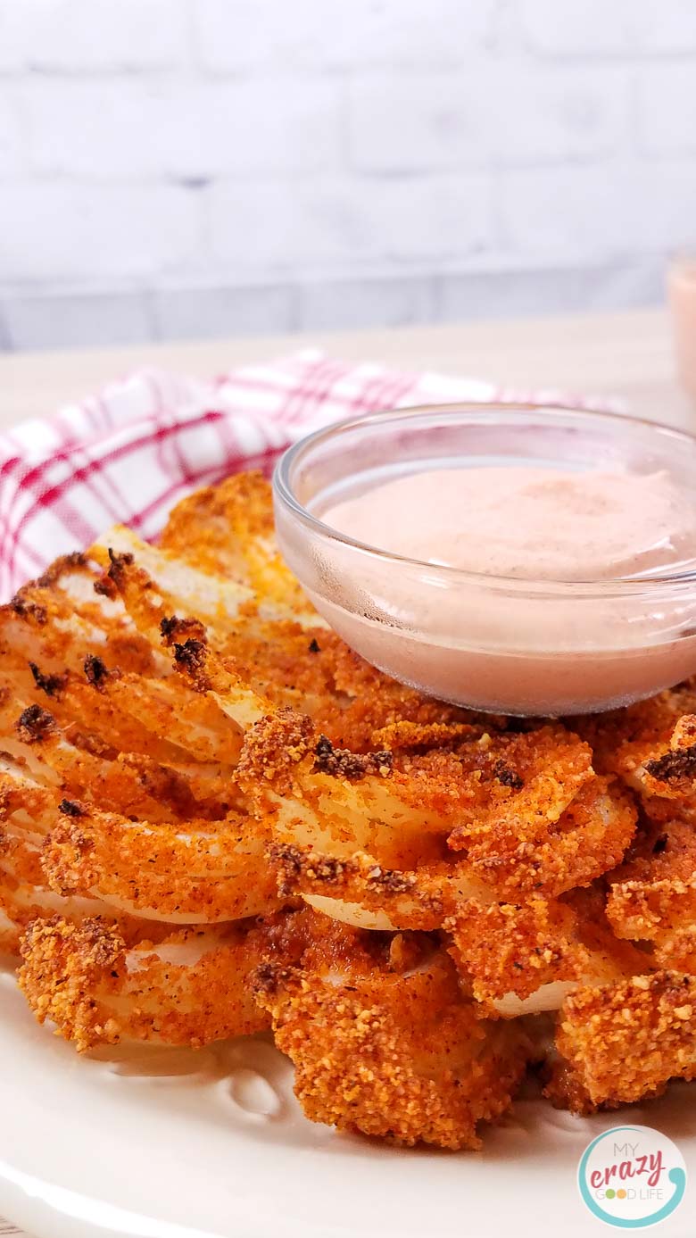 How To Make A Baked Blooming Onion With Spicy Dipping Sauce