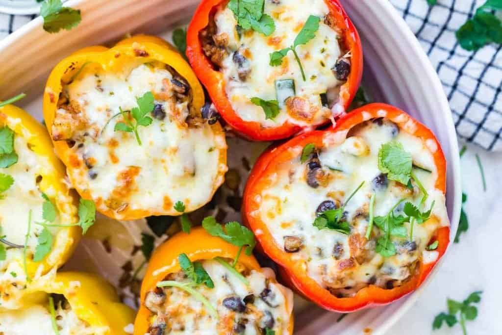 5 health benefits of red peppers. Plus, our world's healthiest pizza recipe  - Chatelaine - Chatelaine