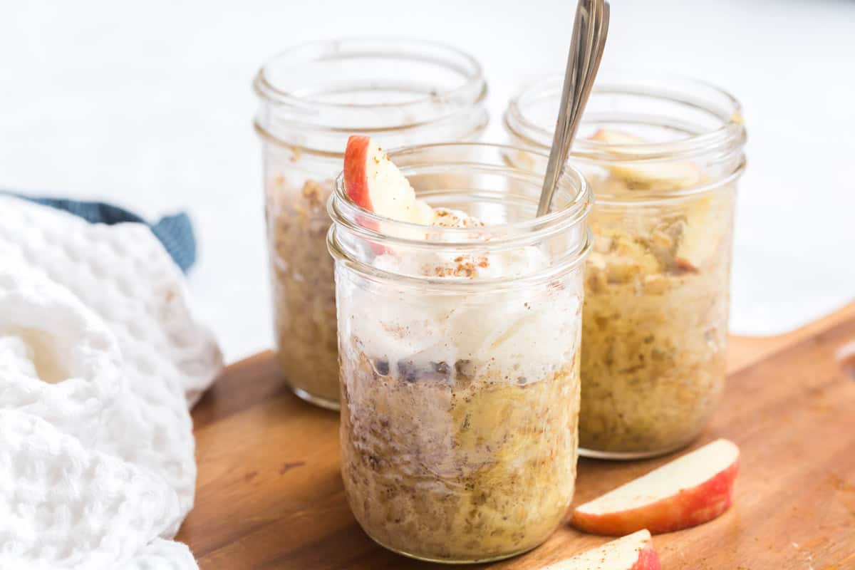 Apple Cinnamon Overnight Oats (VEGAN) - Daniel's Plate