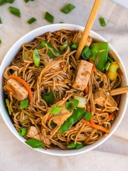 bowl of Vegetable Lo Mein with chop sticks